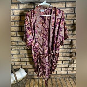 ‎Silly house robe